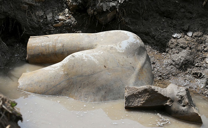 В Каире обнаружили 3000-летнюю статую фараона Рамсеса II