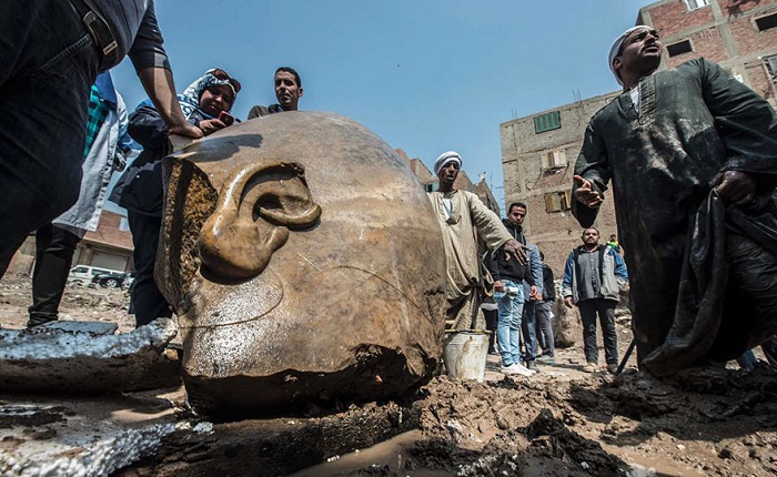 В Каире обнаружили 3000-летнюю статую фараона Рамсеса II