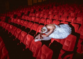 Закулисье балета