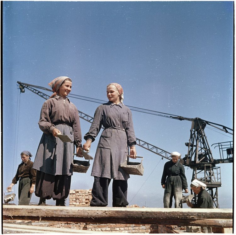 Рабочие красотки в СССР: 30 фото