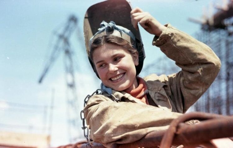 Рабочие красотки в СССР: 30 фото