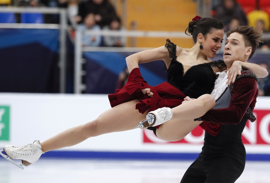 25 Hilarious Photos from the World of Figure Skating